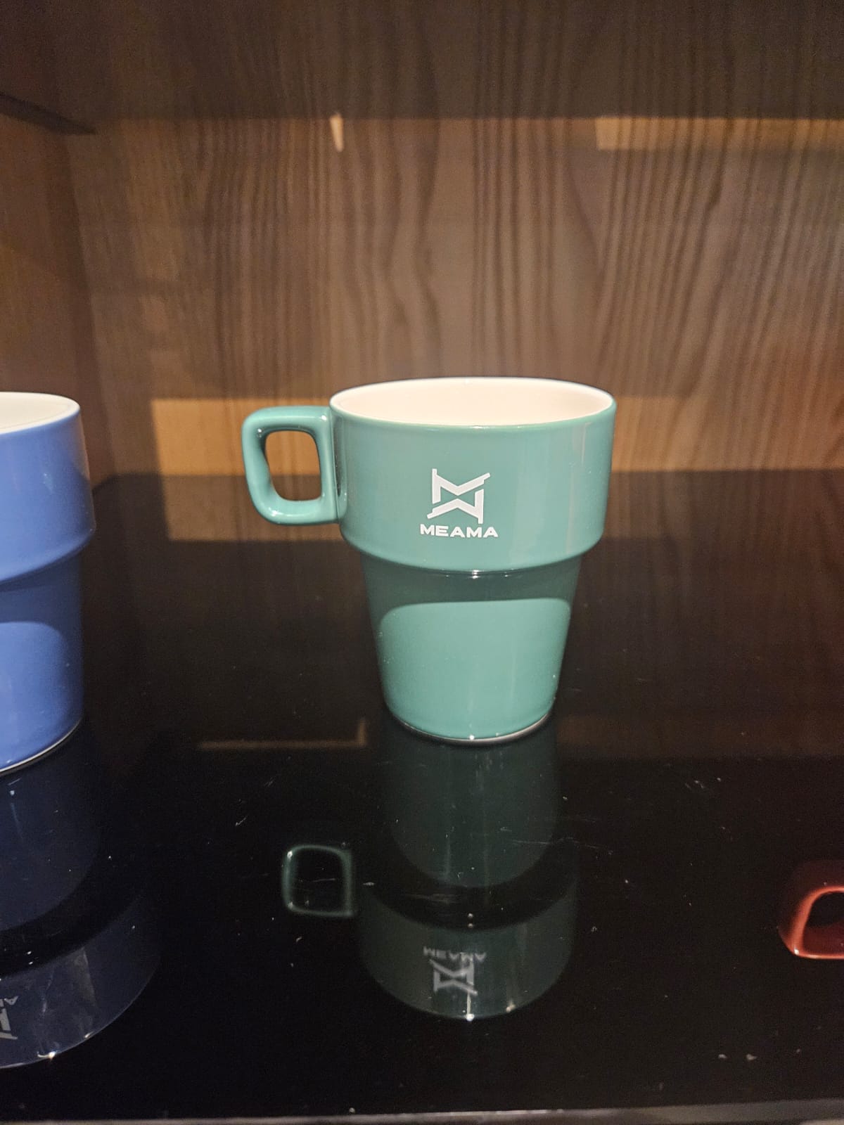 ფაიფურის ჭიქა - მწვანე