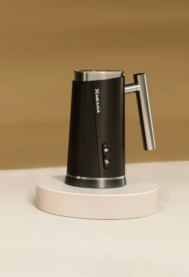 Cappuccino maker black